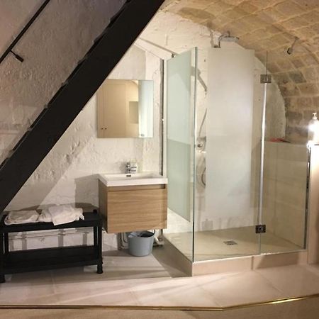 Spacious Loft At 2 Steps From The Chocolate Museum París Exterior foto